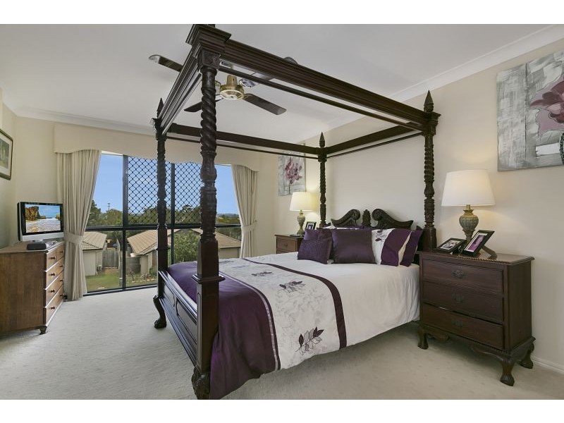 21 Ebony Crescent, Redland Bay QLD 4165