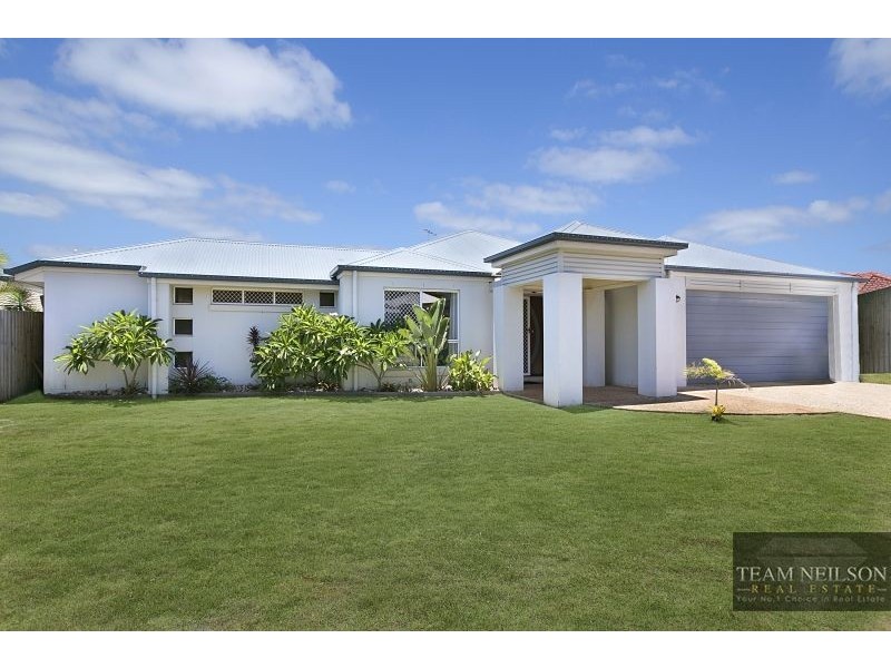4 Caswell Crescent, Redland Bay QLD 4165