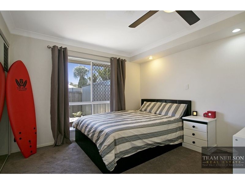 4 Caswell Crescent, Redland Bay QLD 4165