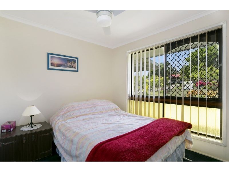 4 Sandpiper Street, Wellington Point QLD 4160