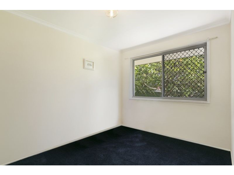 4 Sandpiper Street, Wellington Point QLD 4160