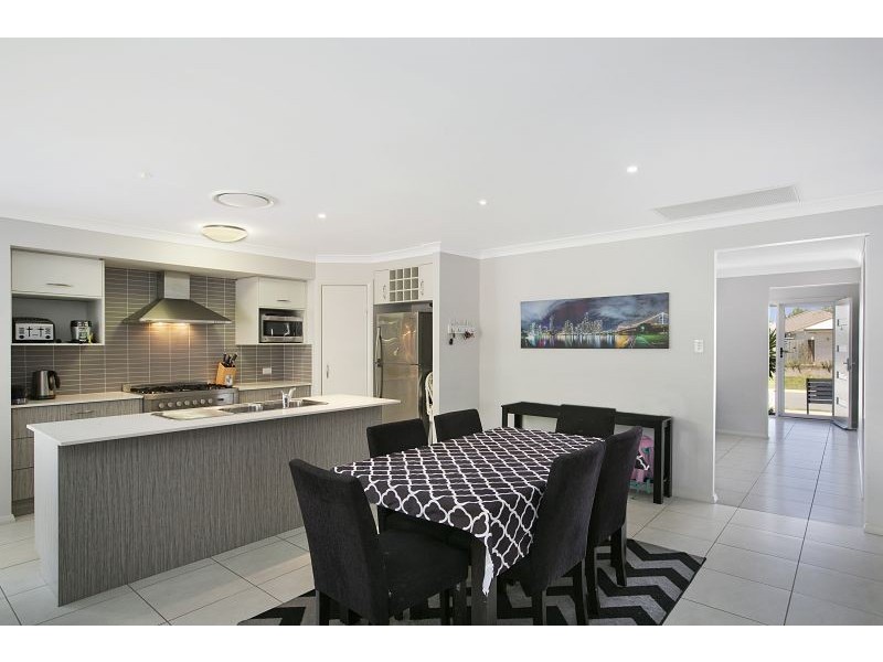 47 Butternut Circuit, Thornlands QLD 4164