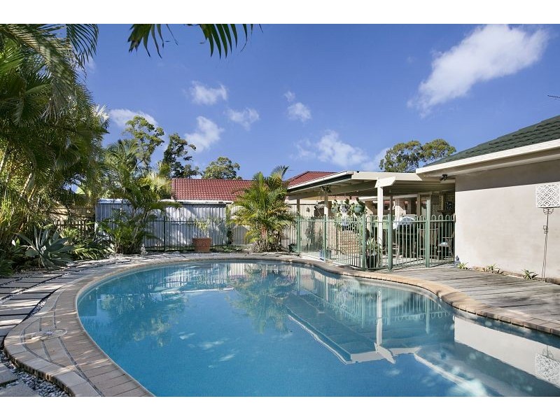 4 STONEBRIDGE STREET, Alexandra Hills QLD 4161