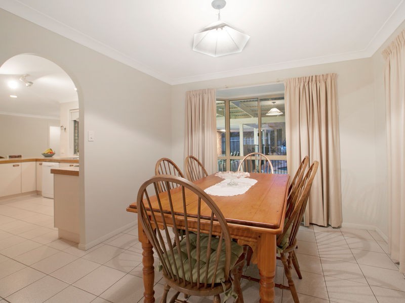 18 Drake Street, Wellington Point QLD 4160