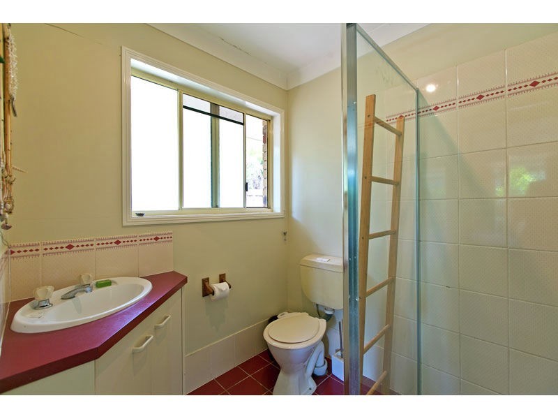 10 Montrose Place, Redland Bay QLD 4165