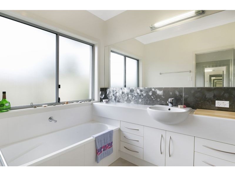 1 Susannah Place, Ormiston QLD 4160