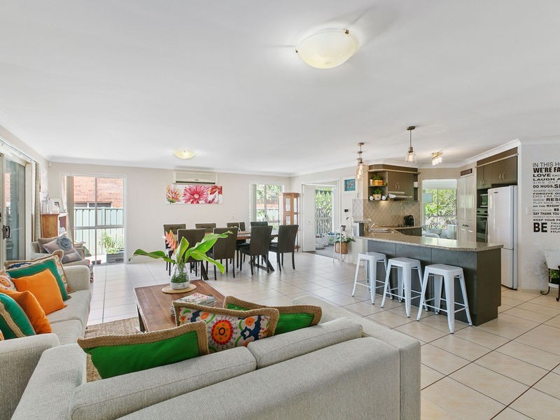 1 HILLCREST STREET, Wellington Point QLD 4160