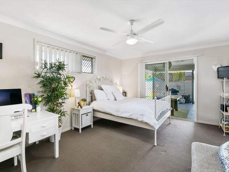 1 HILLCREST STREET, Wellington Point QLD 4160