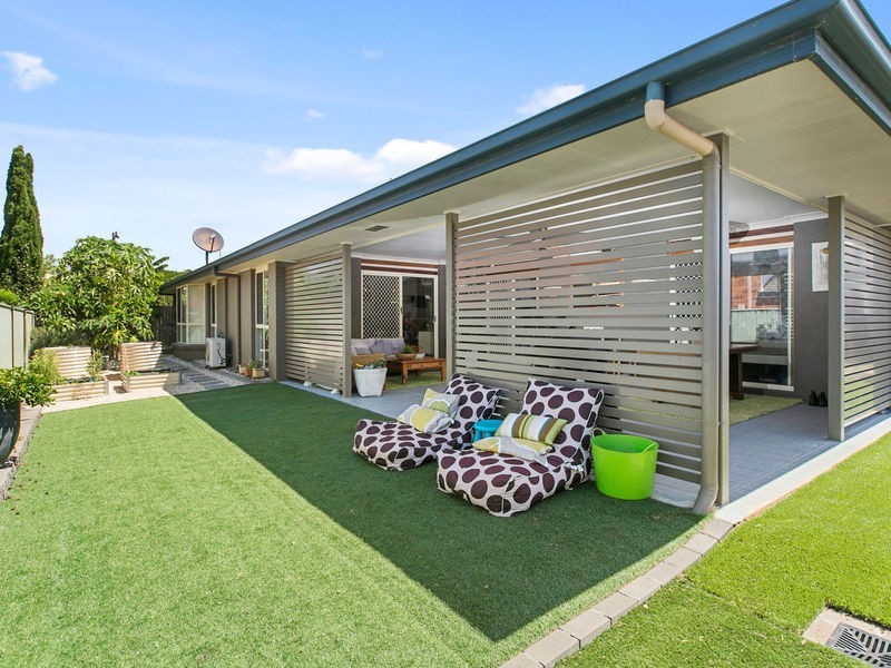 1 HILLCREST STREET, Wellington Point QLD 4160