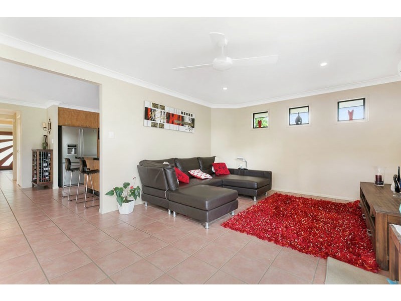 12 Poloni Place, Wellington Point QLD 4160