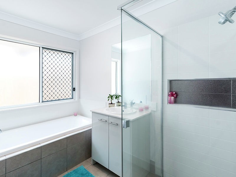 9 Ludlow Cres, Ormeau Hills QLD 4208