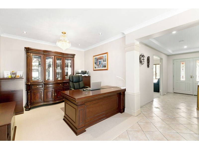 16 Wilohurst Drive, Redland Bay QLD 4165