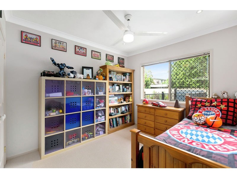 16 Wilohurst Drive, Redland Bay QLD 4165