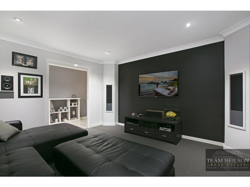 68 Barron Road, Birkdale QLD 4159