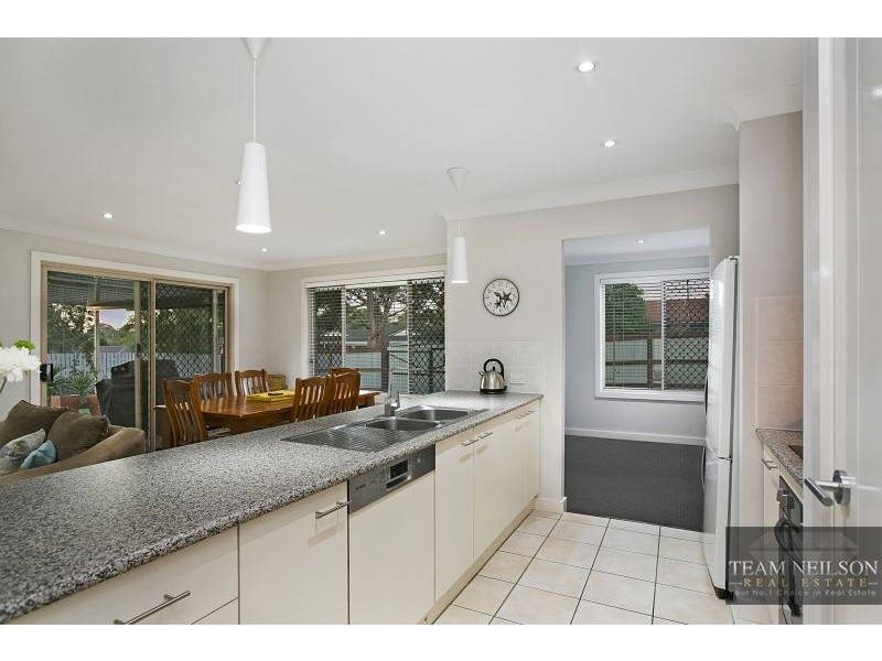 68 Barron Road, Birkdale QLD 4159