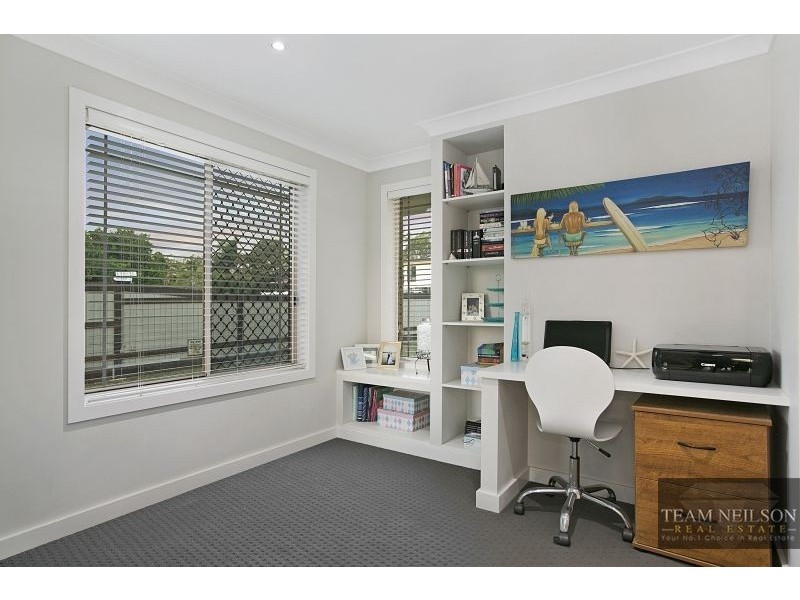 68 Barron Road, Birkdale QLD 4159