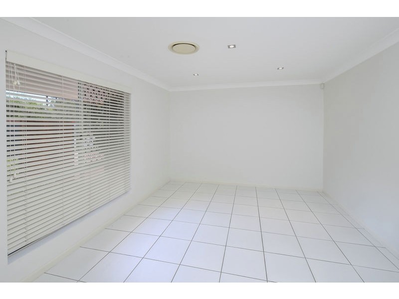 48 Beach St, Cleveland QLD 4163