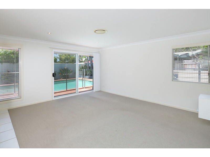 48 Beach St, Cleveland QLD 4163