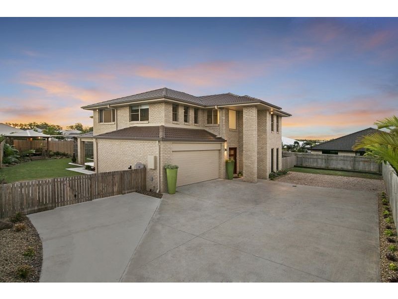 19 Coachwood Street, Redland Bay QLD 4165