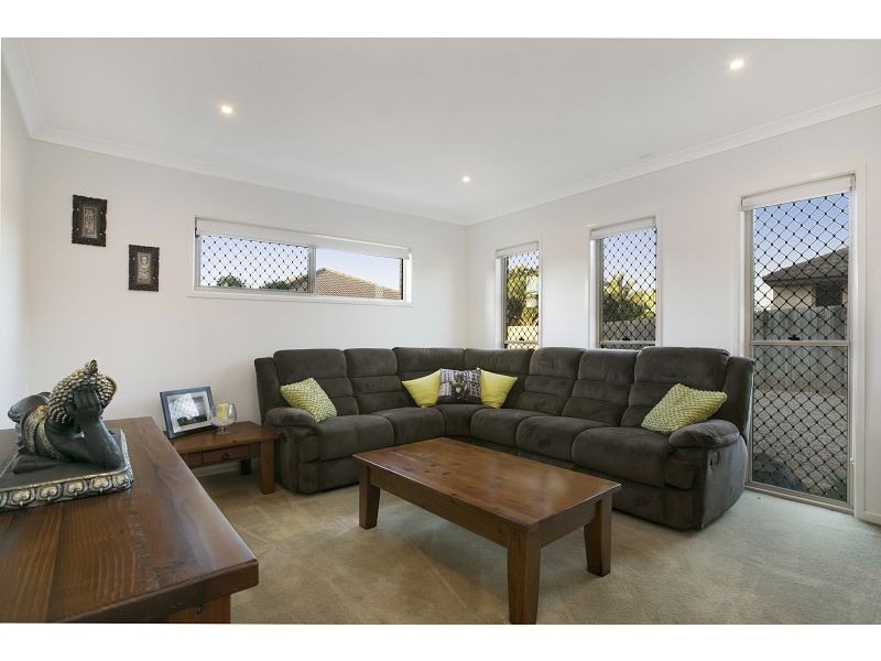 19 Coachwood Street, Redland Bay QLD 4165