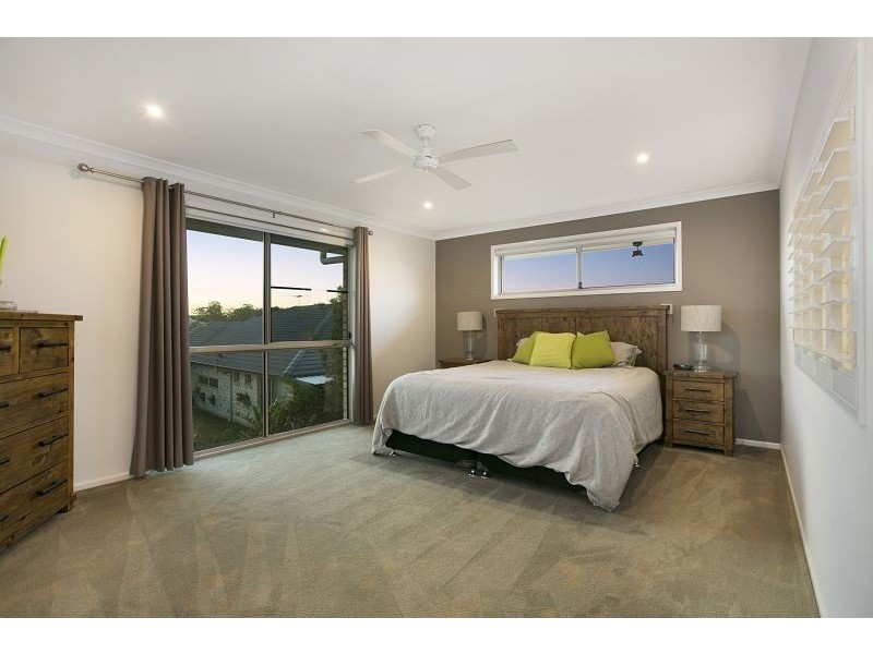 19 Coachwood Street, Redland Bay QLD 4165