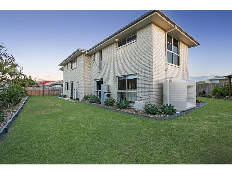 19 Coachwood Street, Redland Bay QLD 4165