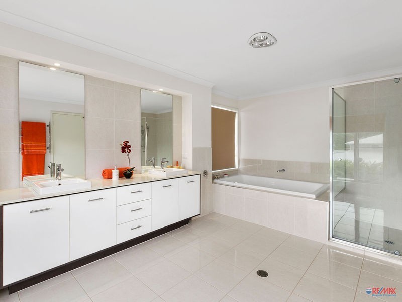 10 Vintners Court, Mount Cotton QLD 4165