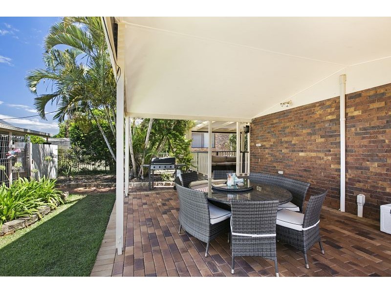 9 Shamrock Street, Ormiston QLD 4160