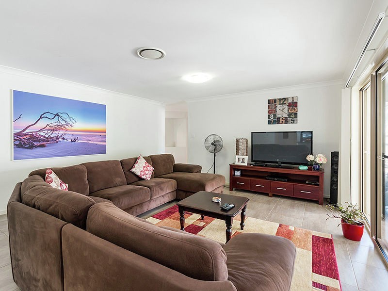 7 Omac St, Redland Bay QLD 4165