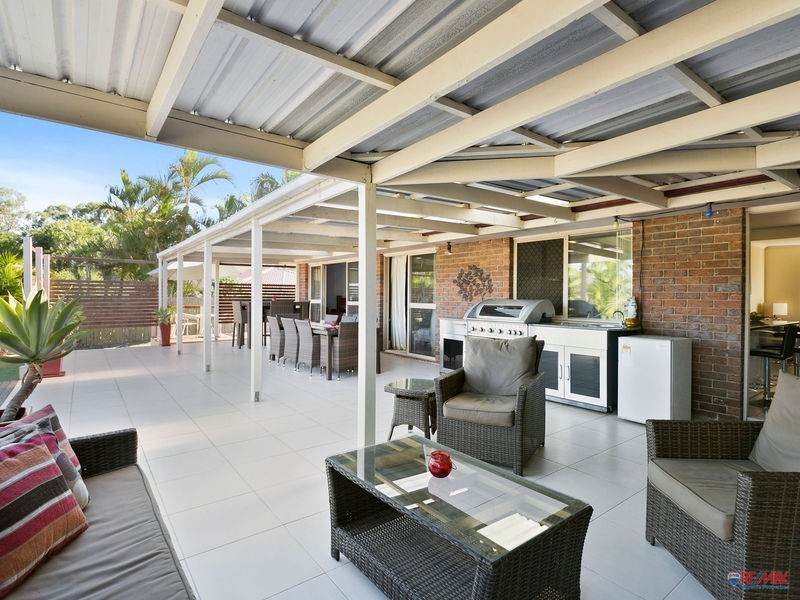 12 Glenwood Court, Birkdale QLD 4159