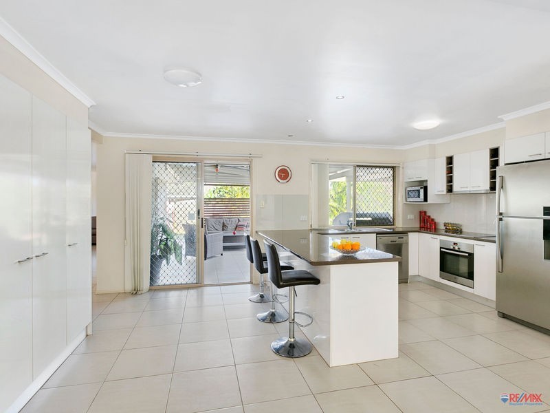 12 Glenwood Court, Birkdale QLD 4159
