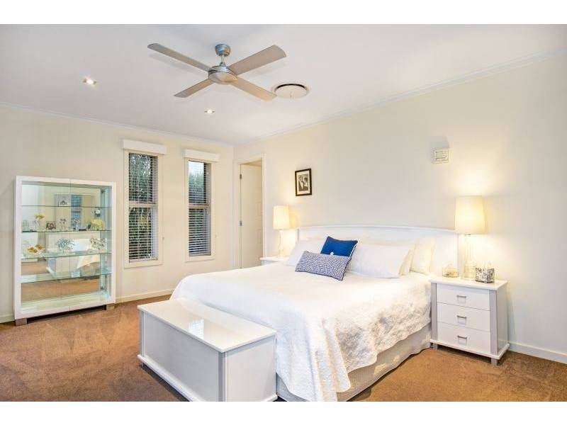 68 Habitat Drive, Redland Bay QLD 4165