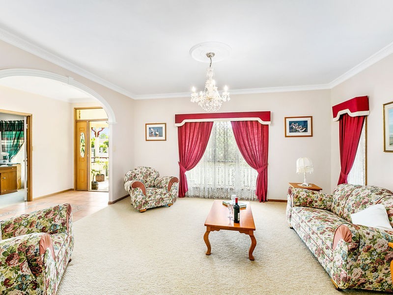 56 WHITEHALL AVE, Birkdale QLD 4159