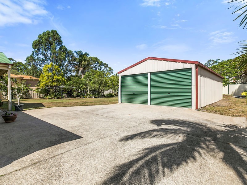 56 WHITEHALL AVE, Birkdale QLD 4159