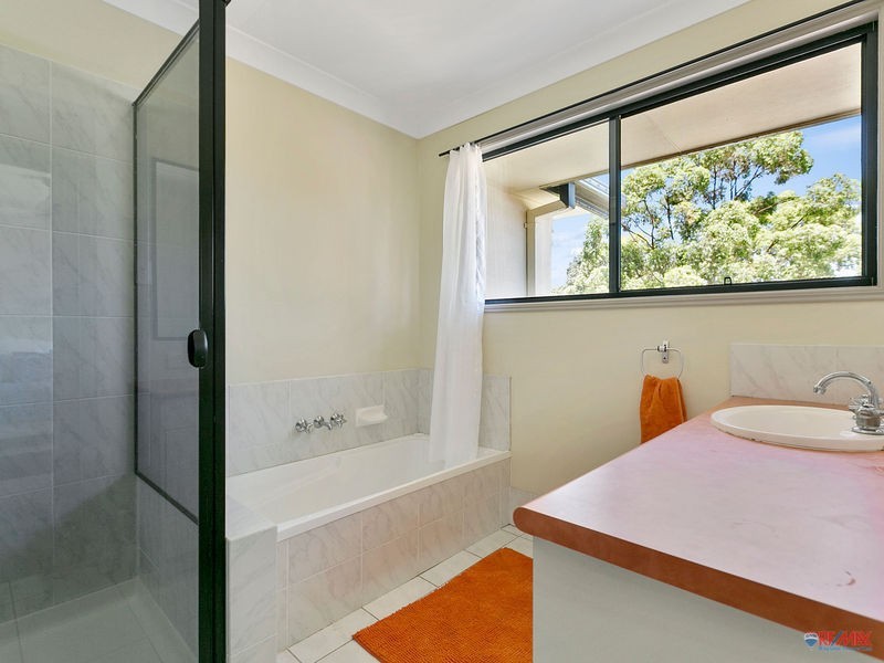 4 Opal Court, Alexandra Hills QLD 4161