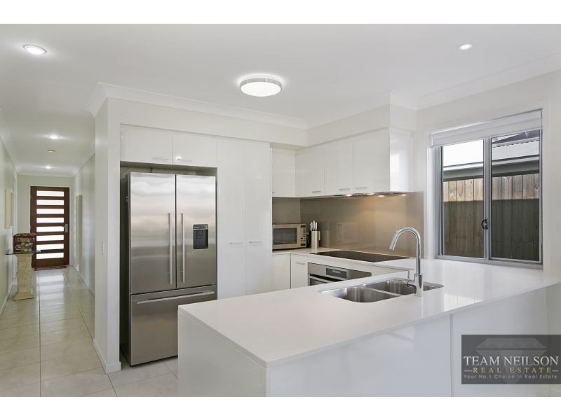 86 Goddard Road (off Kinross Road), Thornlands QLD 4164