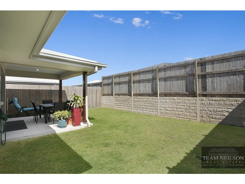 86 Goddard Road (off Kinross Road), Thornlands QLD 4164