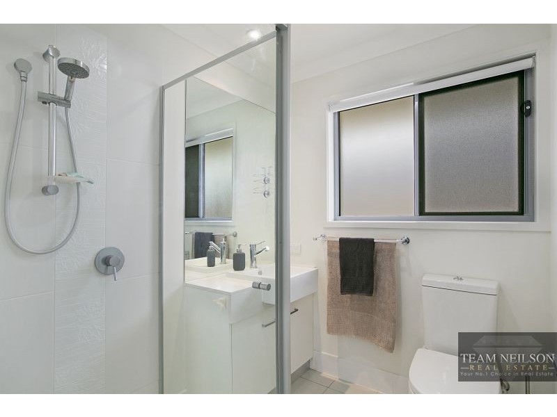 86 Goddard Road (off Kinross Road), Thornlands QLD 4164