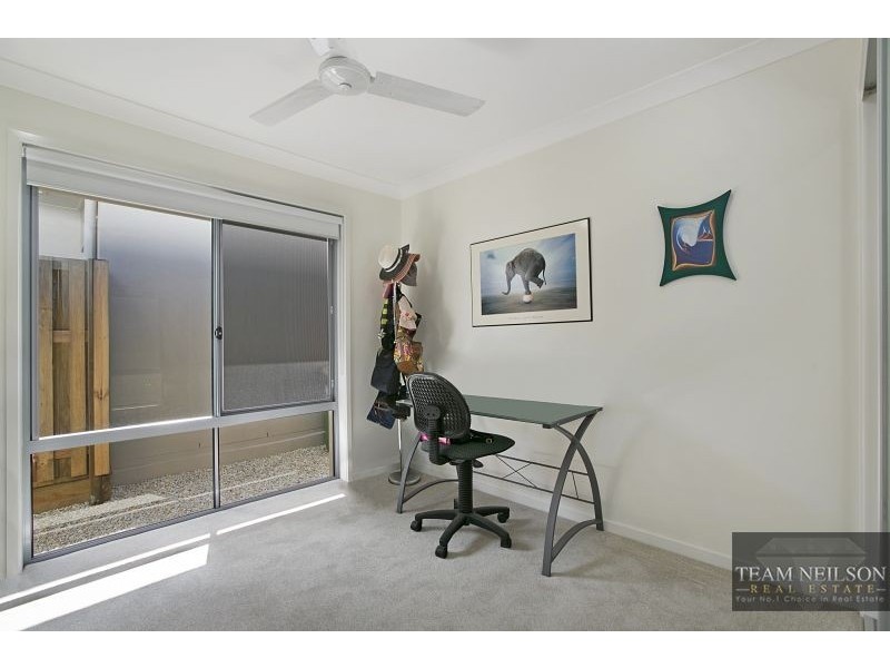 86 Goddard Road (off Kinross Road), Thornlands QLD 4164