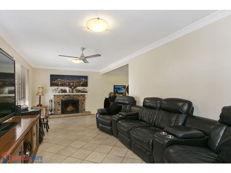 35 Wren Court, Birkdale QLD 4159