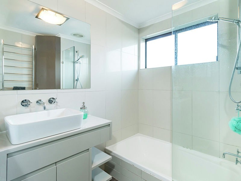 3/41 Leicester St, Coorparoo QLD 4151