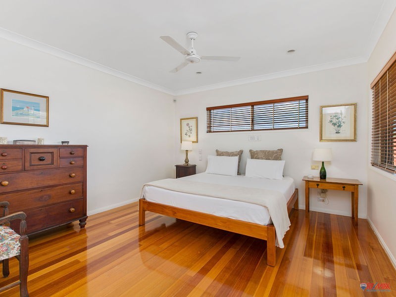 15 Beachside Court, Victoria Point QLD 4165