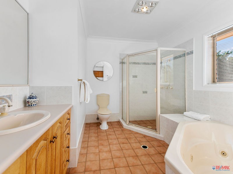 15 Beachside Court, Victoria Point QLD 4165