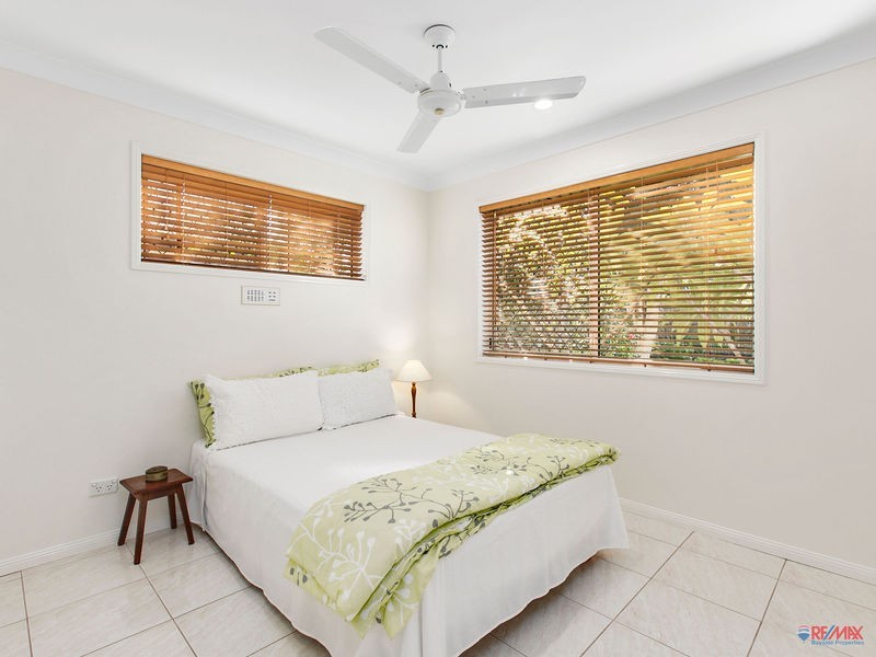 15 Beachside Court, Victoria Point QLD 4165