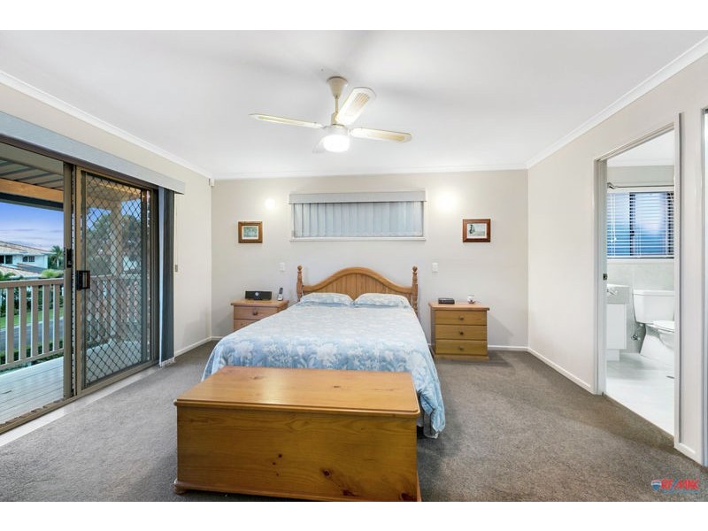 5 Zephyr Court, Birkdale QLD 4159
