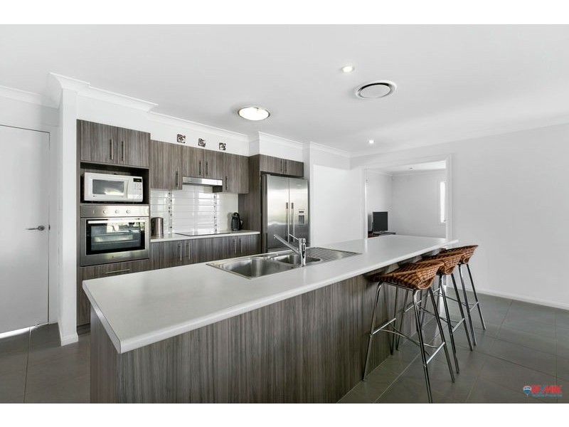 31 Cimmaron Circuit, Thornlands QLD 4164