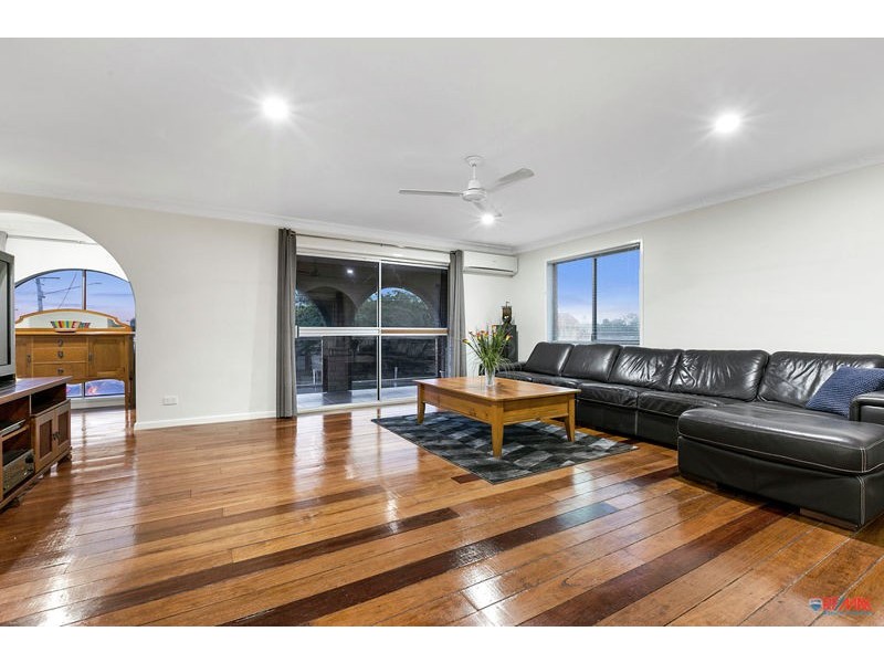 2 Cumberland Drive, Alexandra Hills QLD 4161