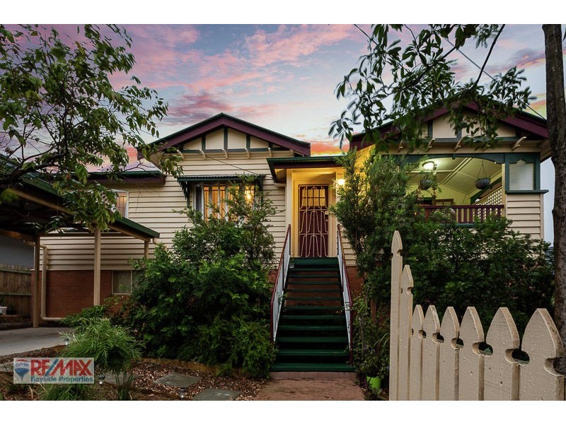 11 Rolle Street, Holland Park West QLD 4121