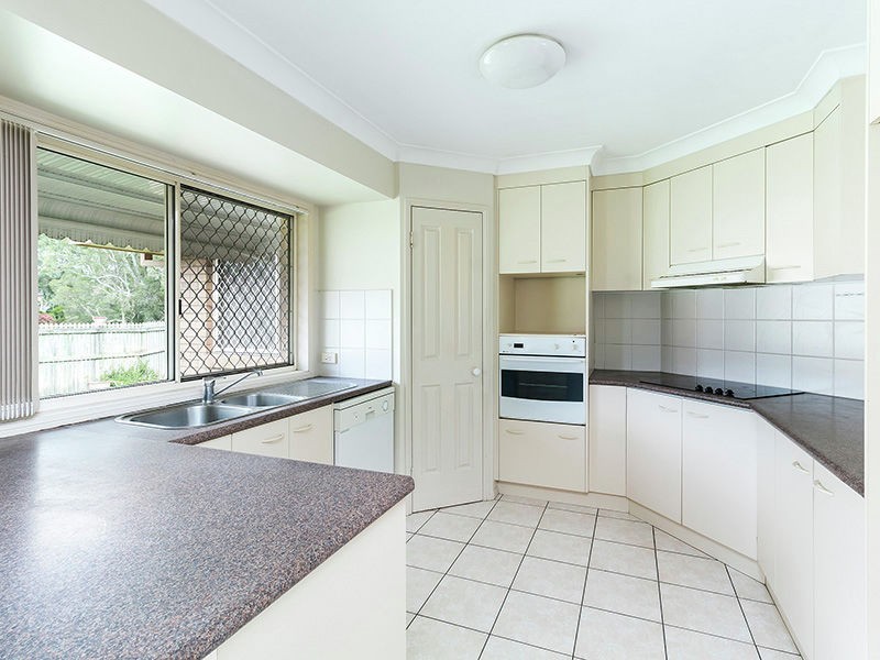 2 Hooper St, Birkdale QLD 4159