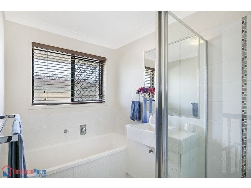 100 Thomas Street, Birkdale QLD 4159